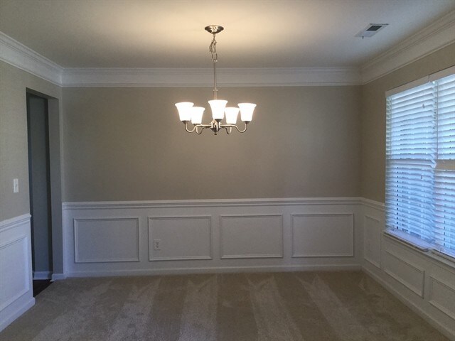 Building Photo - 5223 Sunriver Rd