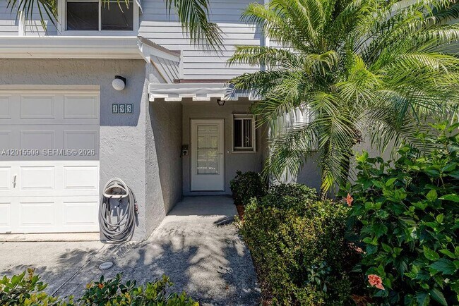 Building Photo - 4949 N Hwy A1A