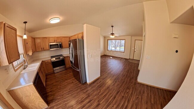 Building Photo - 1514 Carmela Ct