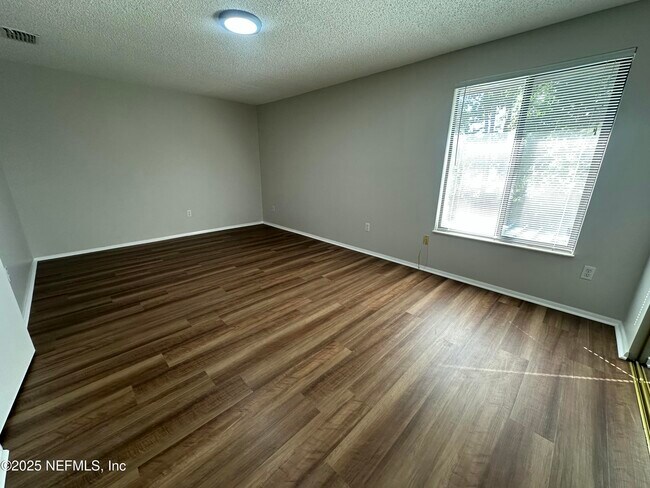 Building Photo - 7042 Prestwick Cir S