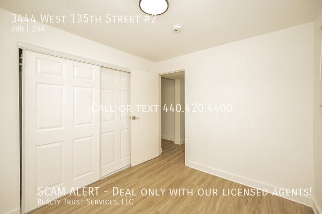 Building Photo - 3444 W 135th St
