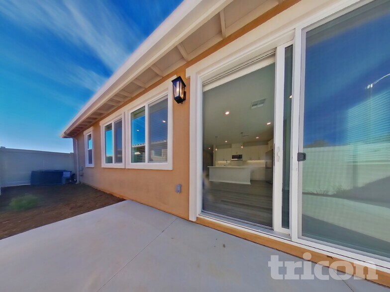 Building Photo - 1734 Lorraine Dr
