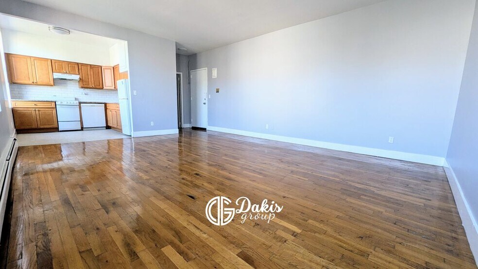 Building Photo - 23-34 28th Avenue, 1