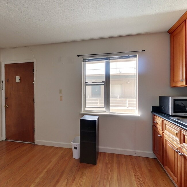 Building Photo - Isle of Dwight