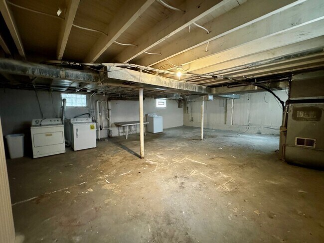 Building Photo - 610 Colorado Ave