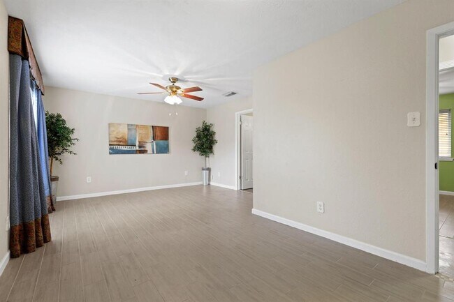 Building Photo - 2314 N Ferrisburg Ct