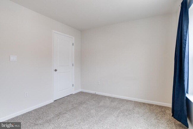 Building Photo - 148 Correri St