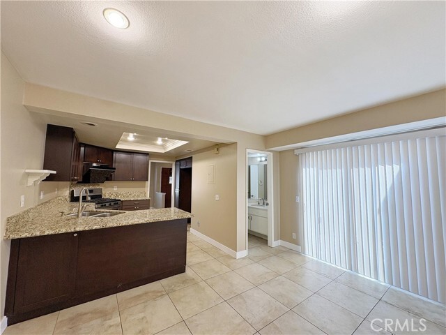 Building Photo - 9814 Ladera Ct