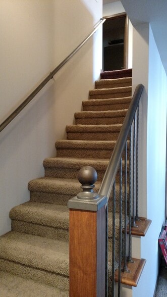 Building Photo - 2401 Stadium Pl