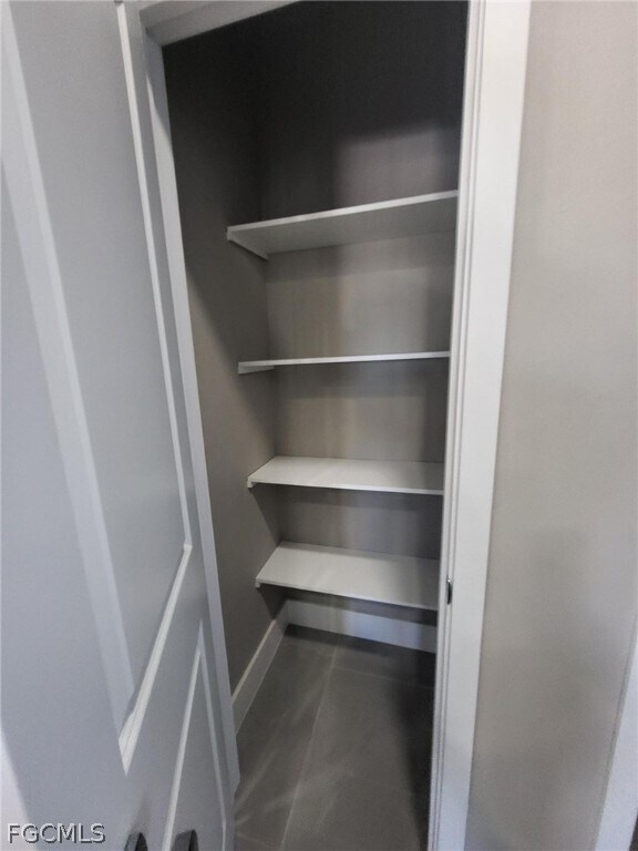 Building Photo - 654 NE 5th Pl