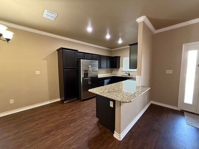 Building Photo - 4413 106th St