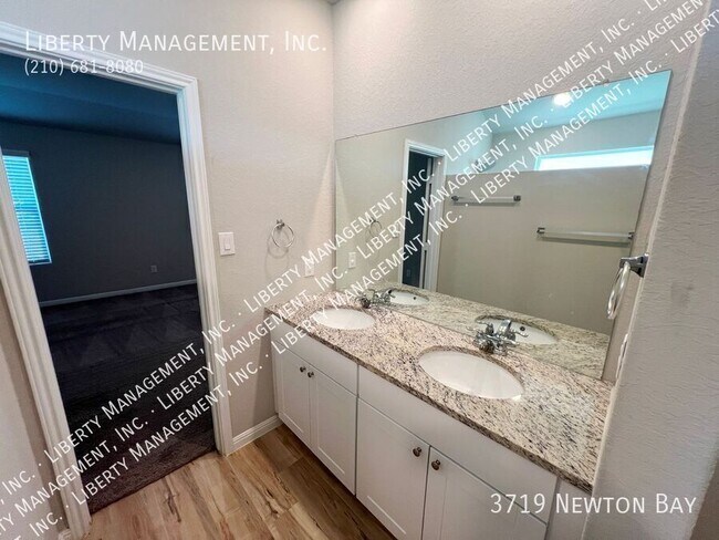 Building Photo - 3719 Newton Bay