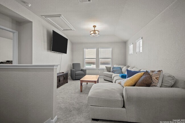 Building Photo - 13044 Louberg Vly