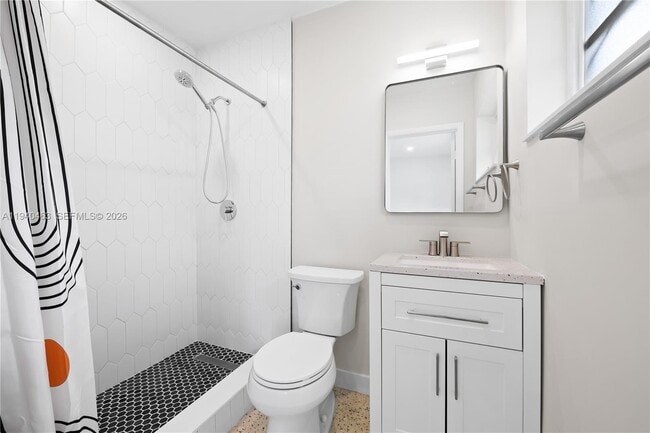 Building Photo - 1711 Funston St