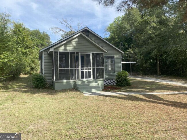 Building Photo - 348 Hortman Ave