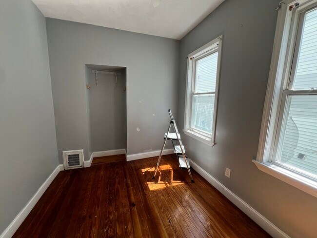 Building Photo - 155 Essex St