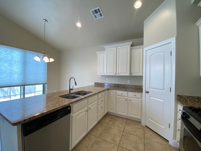 Building Photo - 3439 S Barcelona Dr