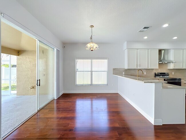 Building Photo - 1280 Wyndham Pine Dr