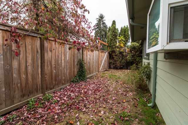 Building Photo - Great 1-Bedroom, 1-Bath Duplex With Large Bonus Room!