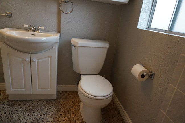 Bathroom - 3615 Vista Dr