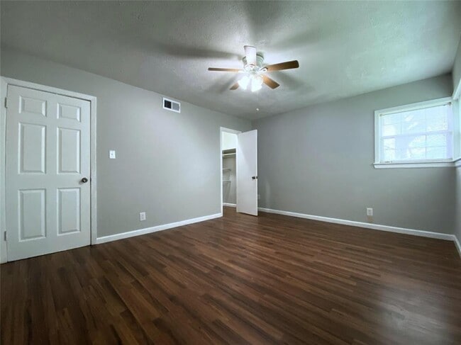 Building Photo - 6143 Grape St