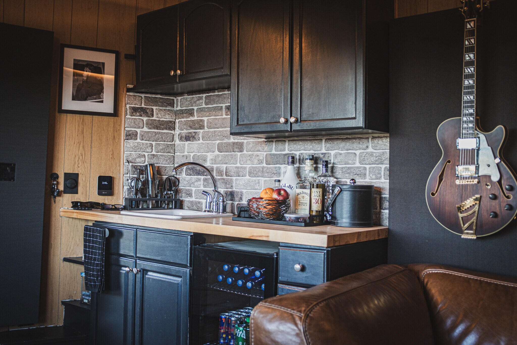 Building Photo - 2050 Cyprean Dr