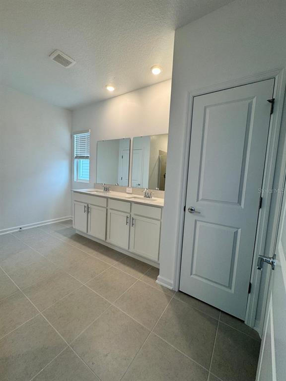 Building Photo - 5677 Meditation Dr