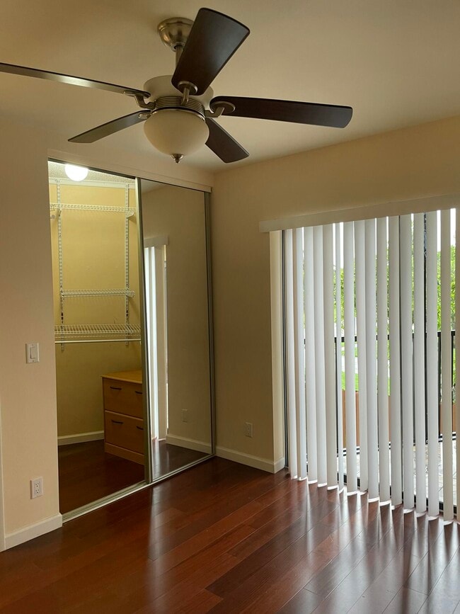 Building Photo - 22976 Oxford Pl