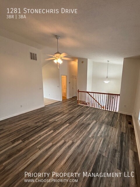 Building Photo - 1281 Stonechris Dr