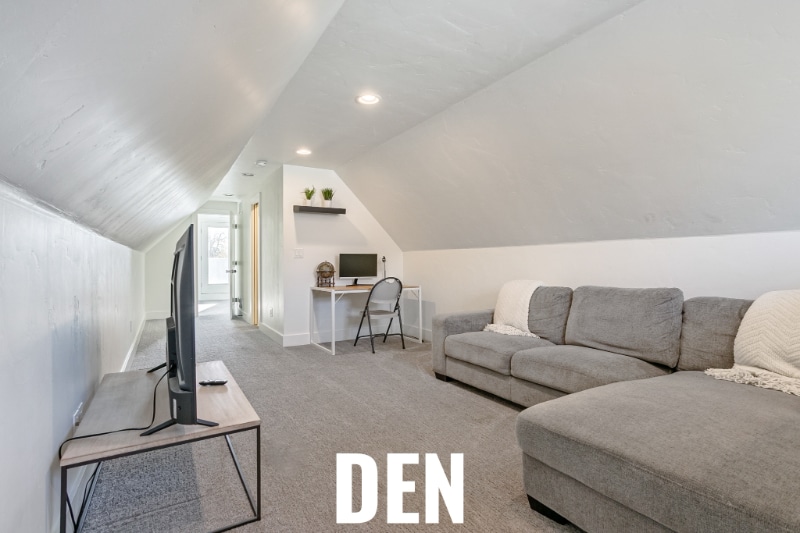 Building Photo - 3044 Speer Blvd