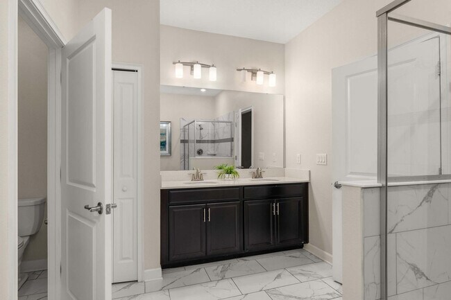 Building Photo - 1521 Flange Dr