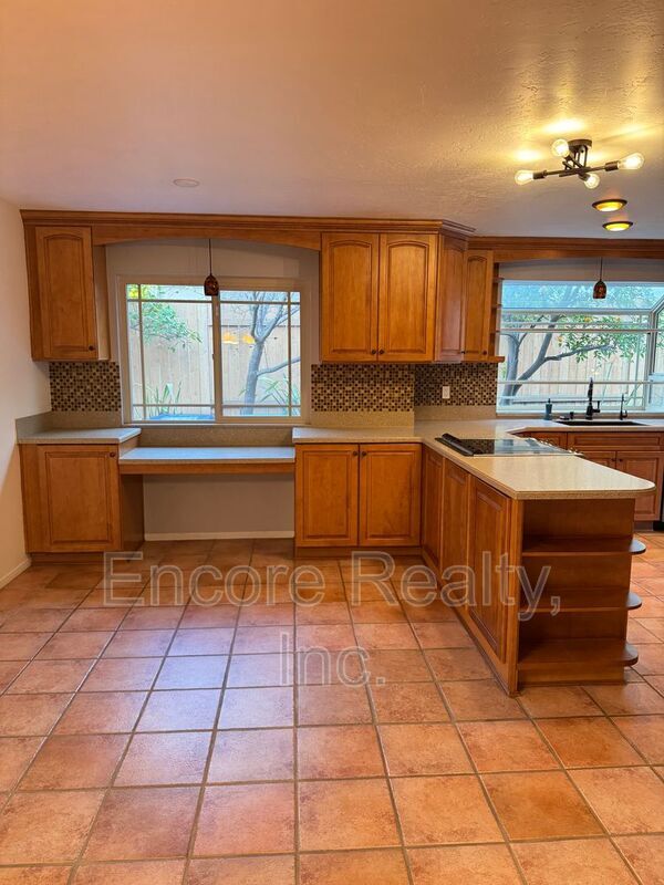 Building Photo - 3654 Azure Lado Dr