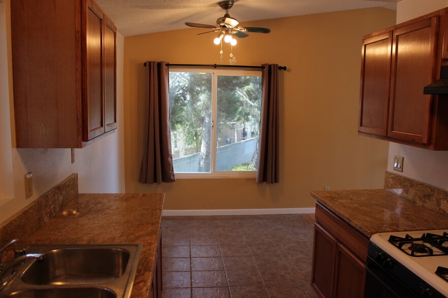 Building Photo - 5217 Jefferson Sq