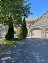 Building Photo - 378 White Oak Ln