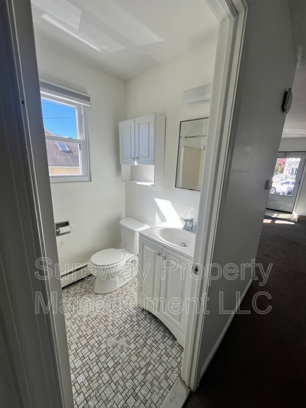 Building Photo - 848 8th Ave