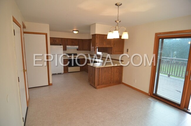 Building Photo - 1112 Cheyenne Rd NW