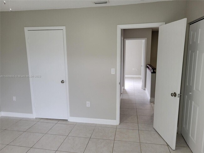 Building Photo - 11123 NW 7th St