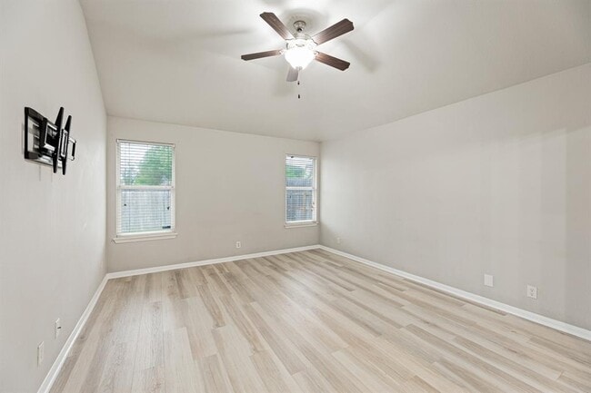 Building Photo - 21108 Derby Day Ave