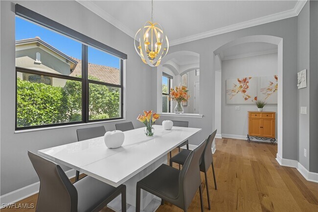 Building Photo - 9475 Isla Bella Cir