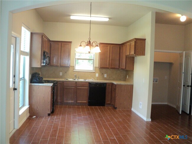 Building Photo - 1109 Brown Rock Dr