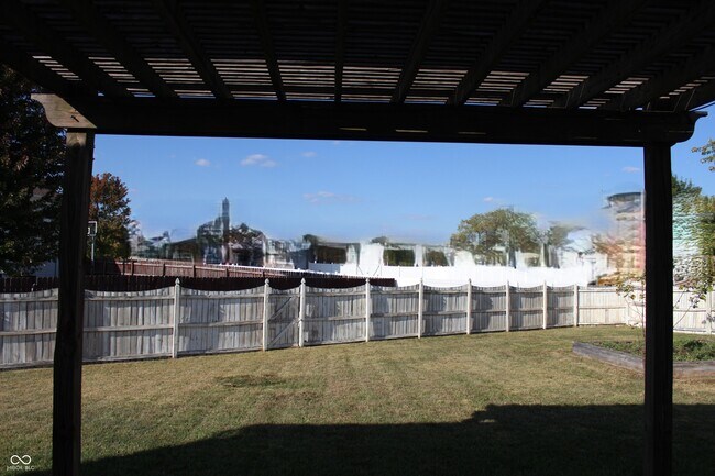 Building Photo - 5064 Gunston Ln