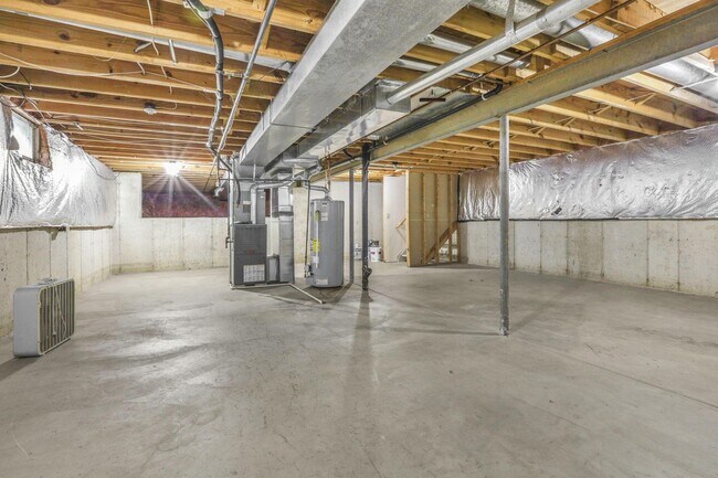 Building Photo - 7641 Finbarr Ct