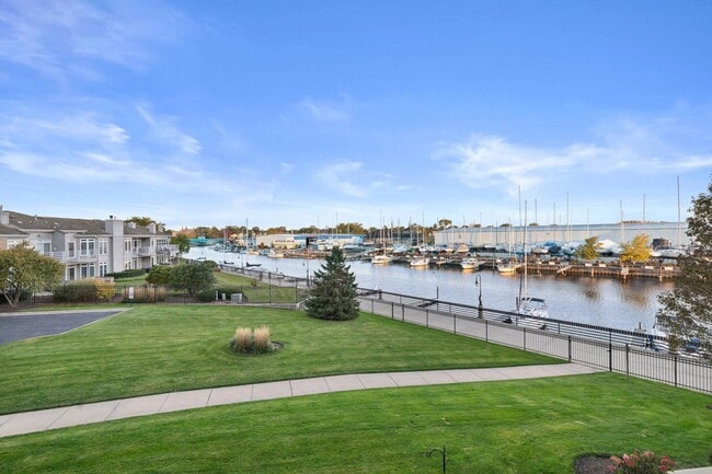 Building Photo - 4 Gas Light Dr