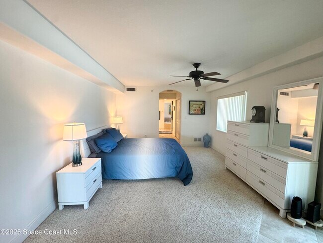 Building Photo - 420 Harding Ave