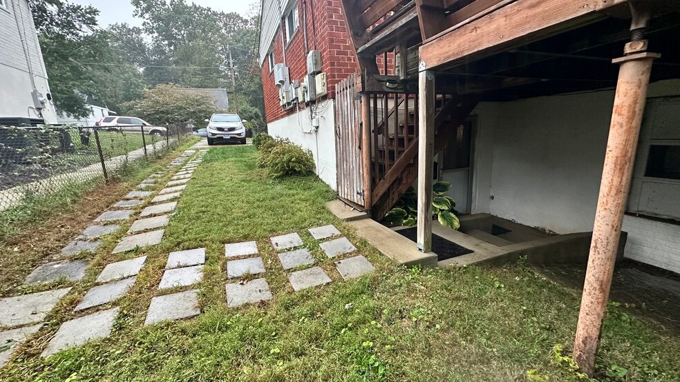 Building Photo - 11423 Schuylkill Rd