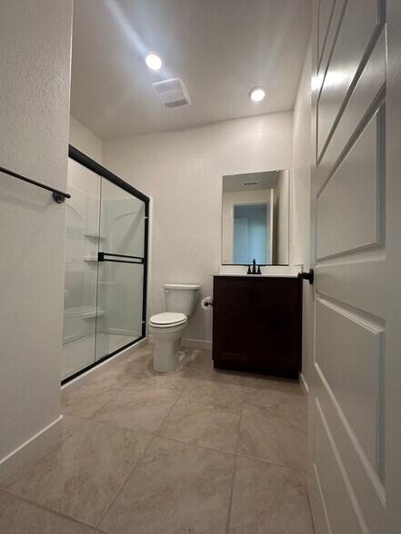 Building Photo - 5481 Dunnigan Hills Ln
