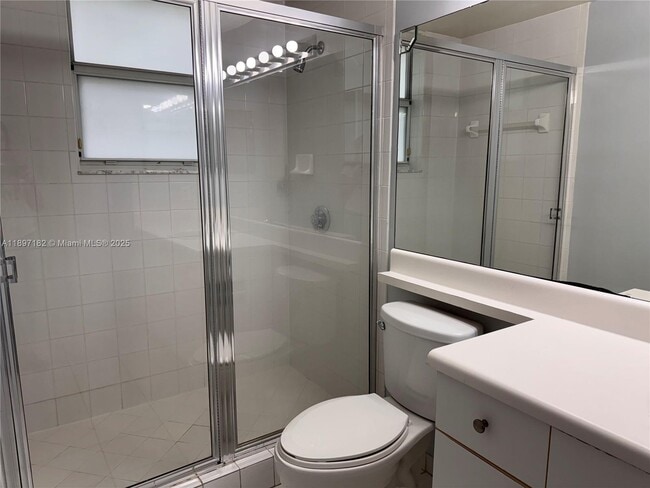 Building Photo - 2401 W Preserve Way