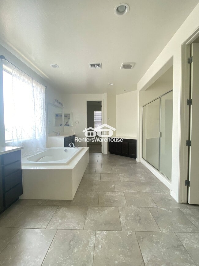 Building Photo - 22868 E Desert Hills Dr