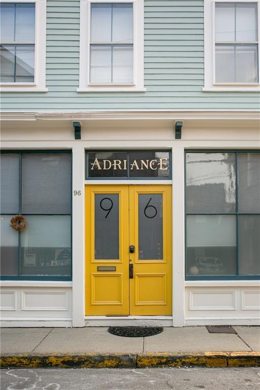 Building Photo - 94 Spring St