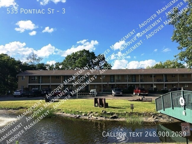 Building Photo - Hidden Pond Apartments